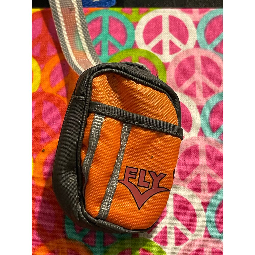Bratz Boyz Dylan Doll Orange Fly Backpack #1